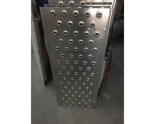 Catwalk FREIGHTLINER PARTS Charlotte Truck Parts,inc.
