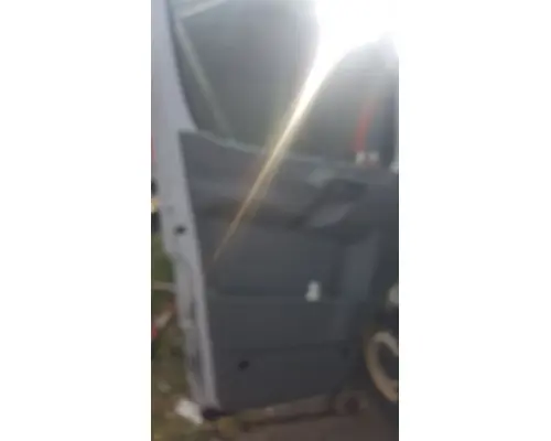 Freightliner SPRINTER 2500 Door Assembly, Front