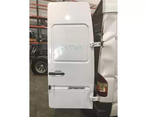 Freightliner SPRINTER 3500 Door Assembly, Front