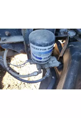 Freightliner ST120 Air Drier