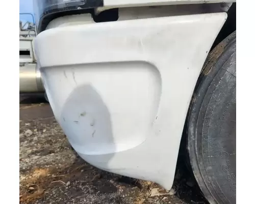 Freightliner ST120 Bumper Assembly, Front