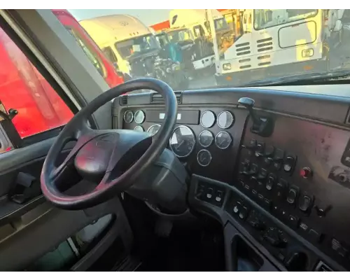 Freightliner ST120 Cab