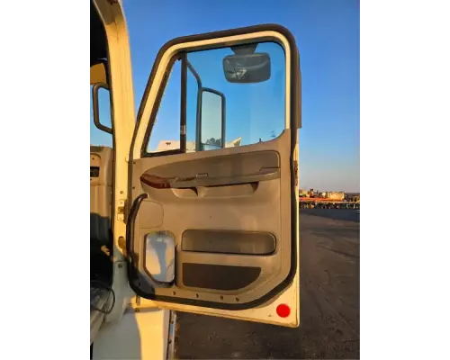 Freightliner ST120 Door Assembly, Front