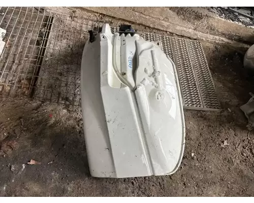 Freightliner ST120 Fender