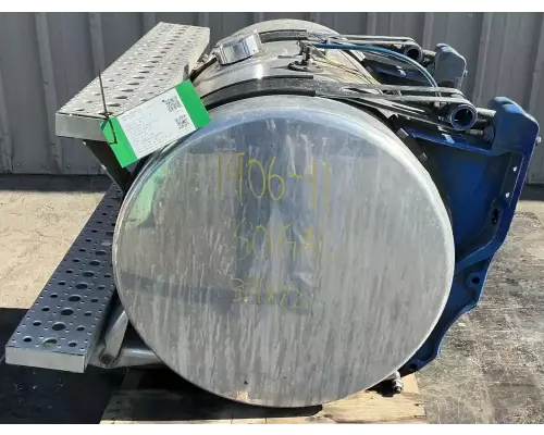 Freightliner ST120 Fuel Tank