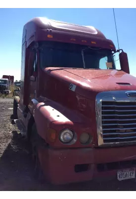 Freightliner ST120 Grille