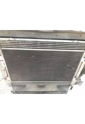 Freightliner ST120 Intercooler