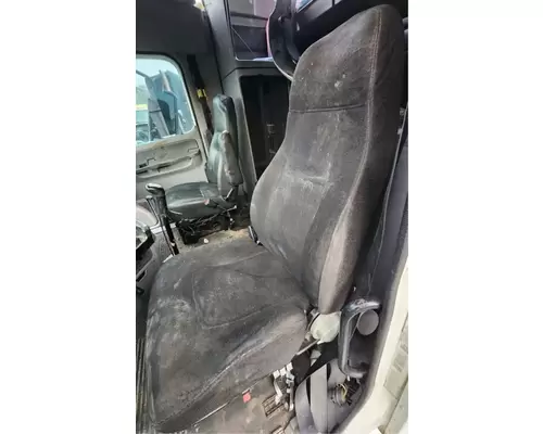 Freightliner ST120 Seat, Front