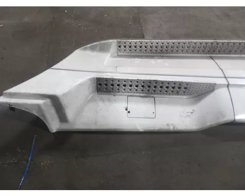 Freightliner ST120 Side Fairing