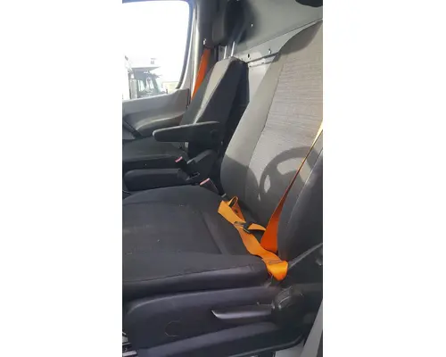 Seat, Front Freightliner SPRINTER 2500 Casey's Truck Salvage World