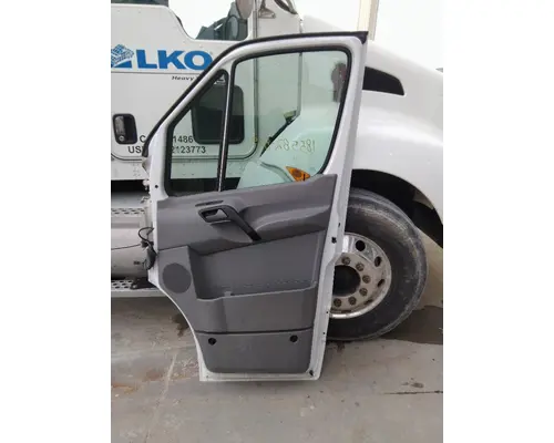 Door Assembly, Front FREIGHTLINER SPRINTER 3500 2010-2018 LKQ Thompson Motors - Wykoff