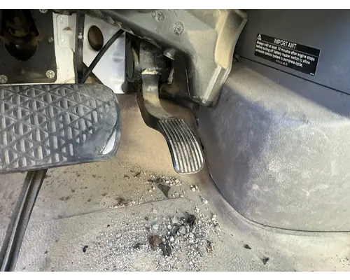 Accelerator Parts FREIGHTLINER SPRINTER 3500 Geco - Fresno