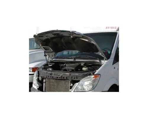 Hood FREIGHTLINER SPRINTER 3500 LKQ Heavy Truck - Tampa