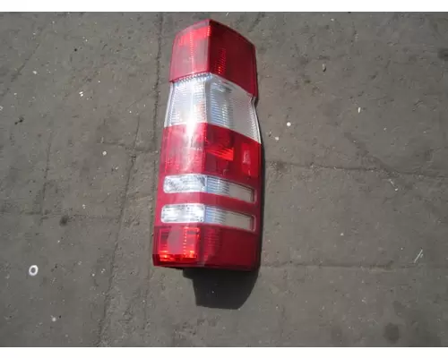 Tail Lamp FREIGHTLINER SPRINTER 3500 Camerota Truck Parts