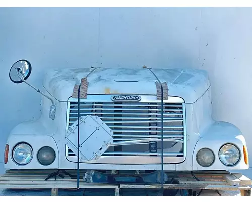Hood Freightliner ST112 Complete Recycling Group LLC