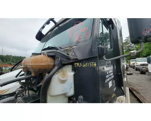 Radiator Overflow Bottle FREIGHTLINER ST120 Crest Truck Parts