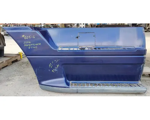 Side Fairing FREIGHTLINER ST120 Geco - Fresno