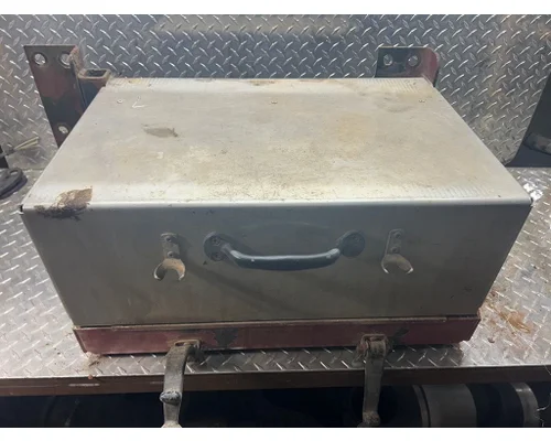 Battery Box FREIGHTLINER USF-1E Hatch Trucking &amp; Salvage Parts LLC