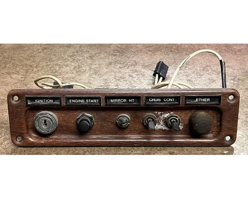 Dash / Console Switch FREIGHTLINER USF-1E High Mountain Horsepower