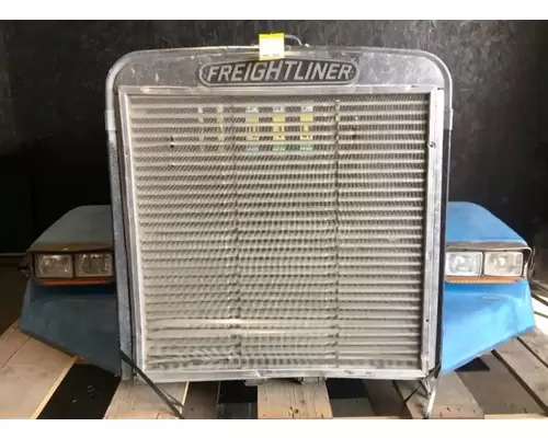 Hood FREIGHTLINER WT6630D Geco - Dinuba