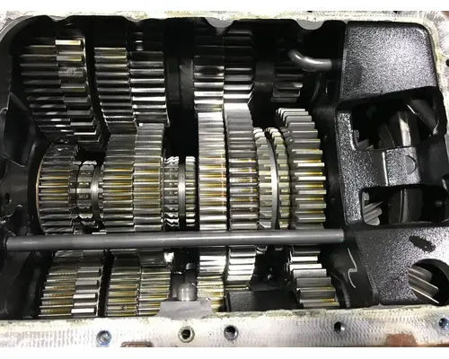 Fuller FAM14810B-EA3 Transmission