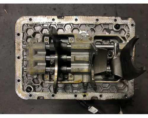 Fuller FAOM15810S-EC3 Transmission