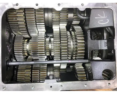 Fuller FAOM15810S-EC3 Transmission