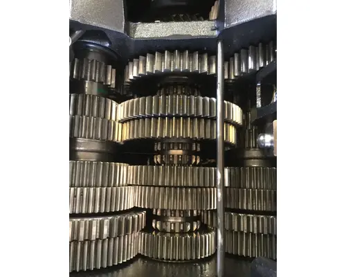 Fuller FM15D310BLST Transmission Assembly