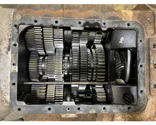 Fuller FOM15E310C-LAS Transmission