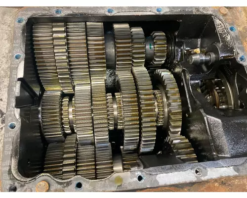 Fuller FR15210B Transmission