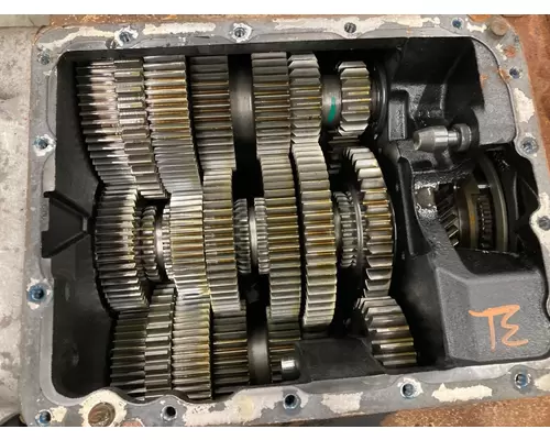 Fuller FRO16210B Transmission