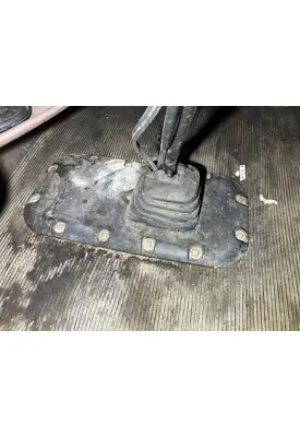 Fuller RTOCM16909A Transmission Shift Cover