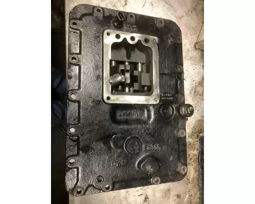 Fuller RTX15710B Transmission Shift Cover