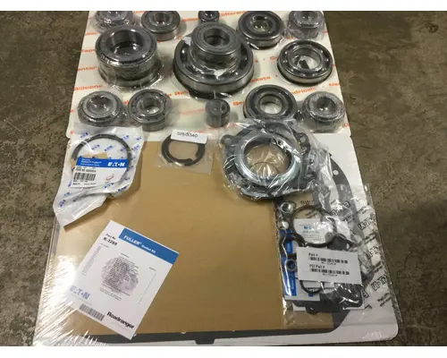 Manual Transmission Parts, Misc. Fuller RTLO16918B Vander Haags Inc Sf