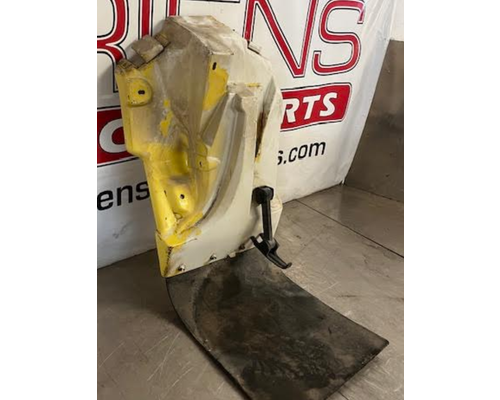 G.M. 15670941 Fender Extension