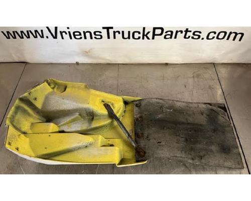 G.M. 15670941 Fender Extension