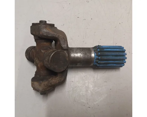 GILLIG  Universal Slip Yoke