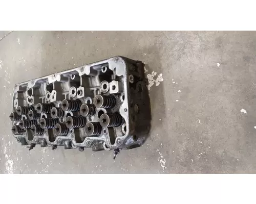GM/CHEV 6.6D Cylinder Head