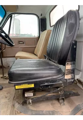 GM/Chev (HD) 6500 Seat, Front