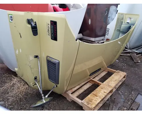 GM/Chev (HD) C5500 Hood