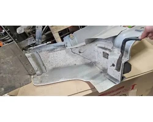 GM/Chev (HD) C7500 Fender Extension