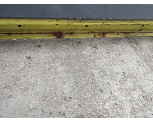 GMC - MEDIUM C6000 Door Assembly, Front