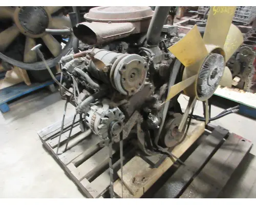 GMC - MEDIUM C6000 Engine Assembly