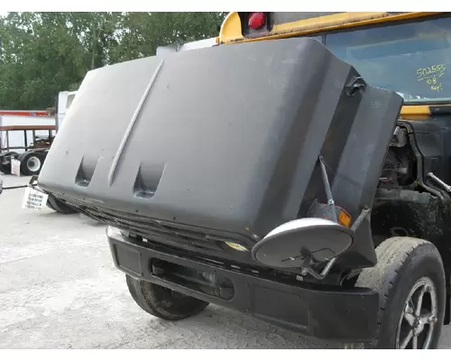 GMC - MEDIUM C6000 Hood