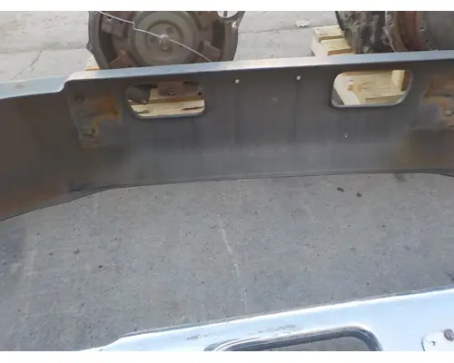 GMC - MEDIUM C6500 Bumper Assembly, Front