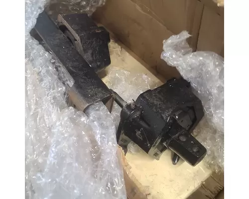 GMC - MEDIUM C6500 Engine Mounts