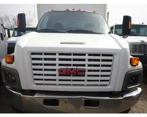 GMC - MEDIUM C6500 Hood