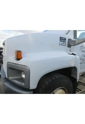 GMC - MEDIUM C6500 Hood