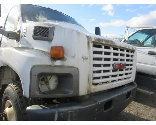 GMC - MEDIUM C6500 Hood