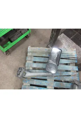 GMC - MEDIUM C6500 Mirror (Side View)